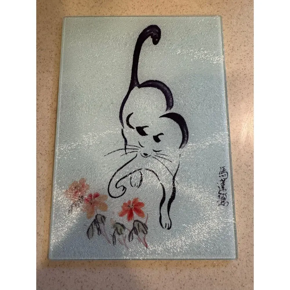 C Fung Miller Cat with Flowers Cutting Board. 11x8